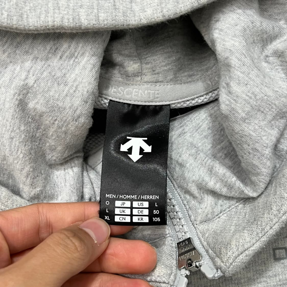 [100-105] 데상트 후드집업 상품이미지3