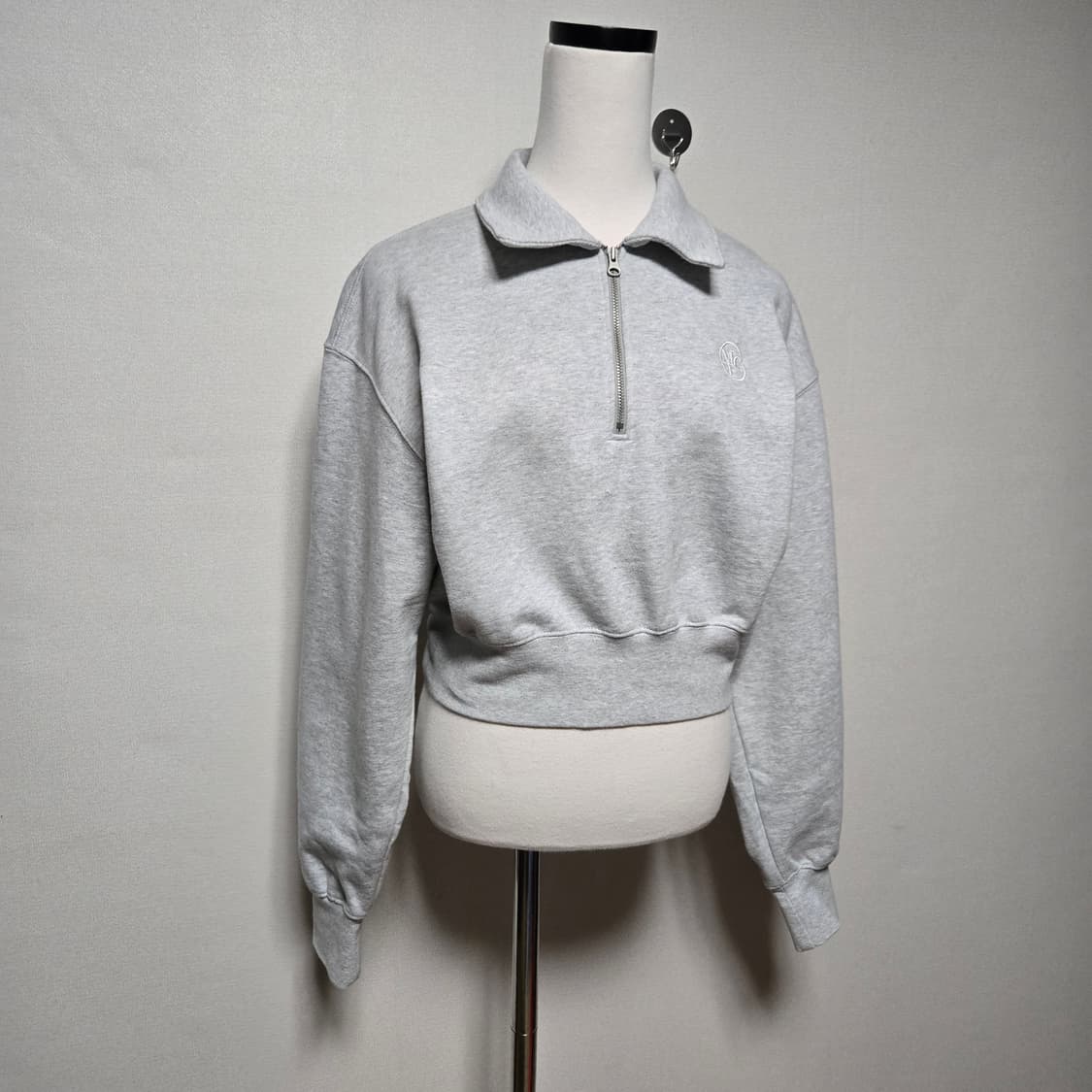 마리떼프랑소와저버 반집업 크롭 맨투맨/ 여성 맨투맨/ 여자 맨투맨  상품이미지8