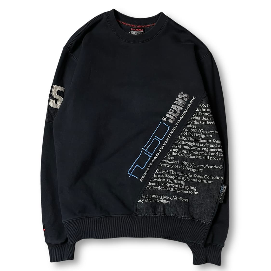 후부 블랙 프린팅 디테일 05 맨투맨 95 상품이미지1