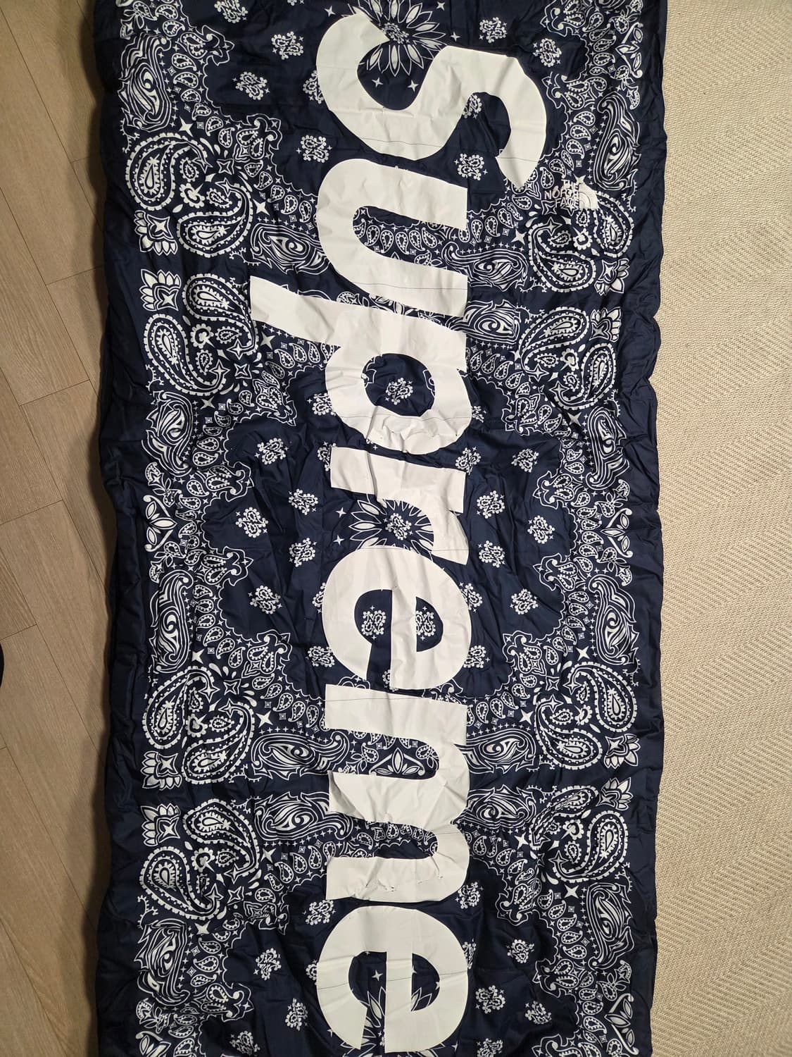 슈프림 X 노스페이스 침낭 상품이미지3