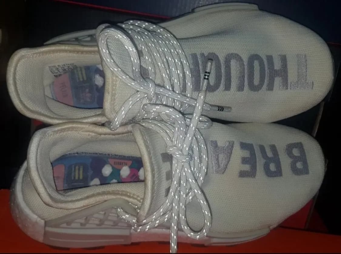 아디다스 X 퍼렐 윌리엄스 Hu NMD 235 상품이미지4