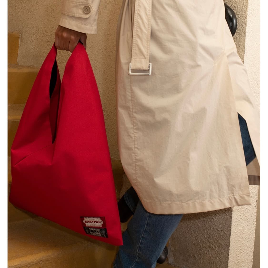 eastpak 이스트팩 x MM6 콜라보 토트백 상품이미지2