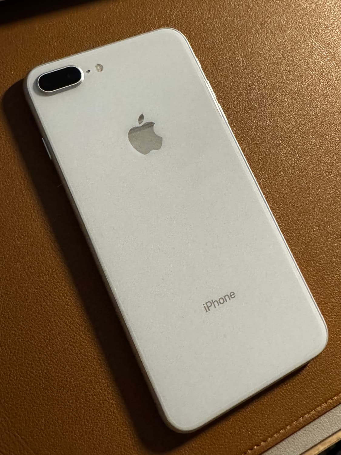 아이폰 8플러스 64기가 상품이미지2