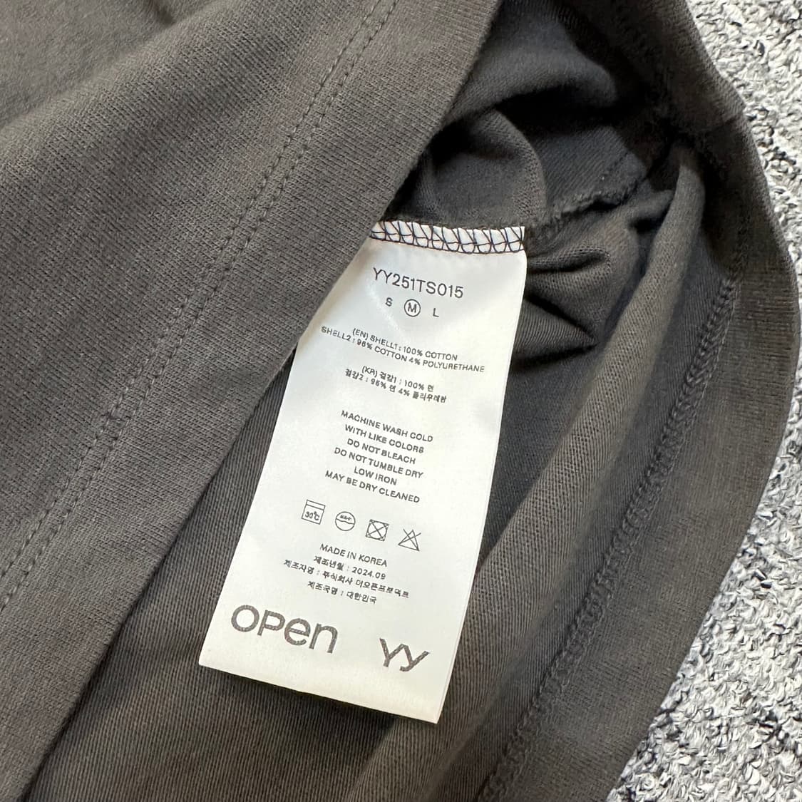 Open yy 오픈와이와이 오픈 블루 리본 스네이크 뱀 티셔츠 차콜 상품이미지4