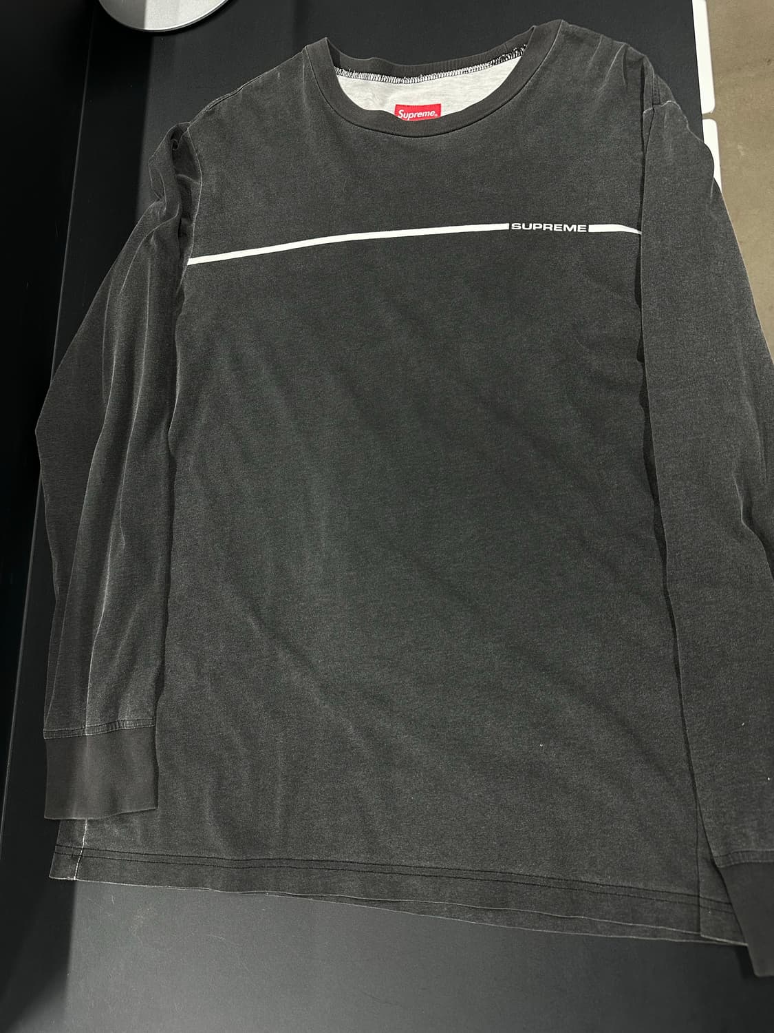 슈프림 블랙 워시드 긴팔 블랙 롱 슬리브 상품이미지3