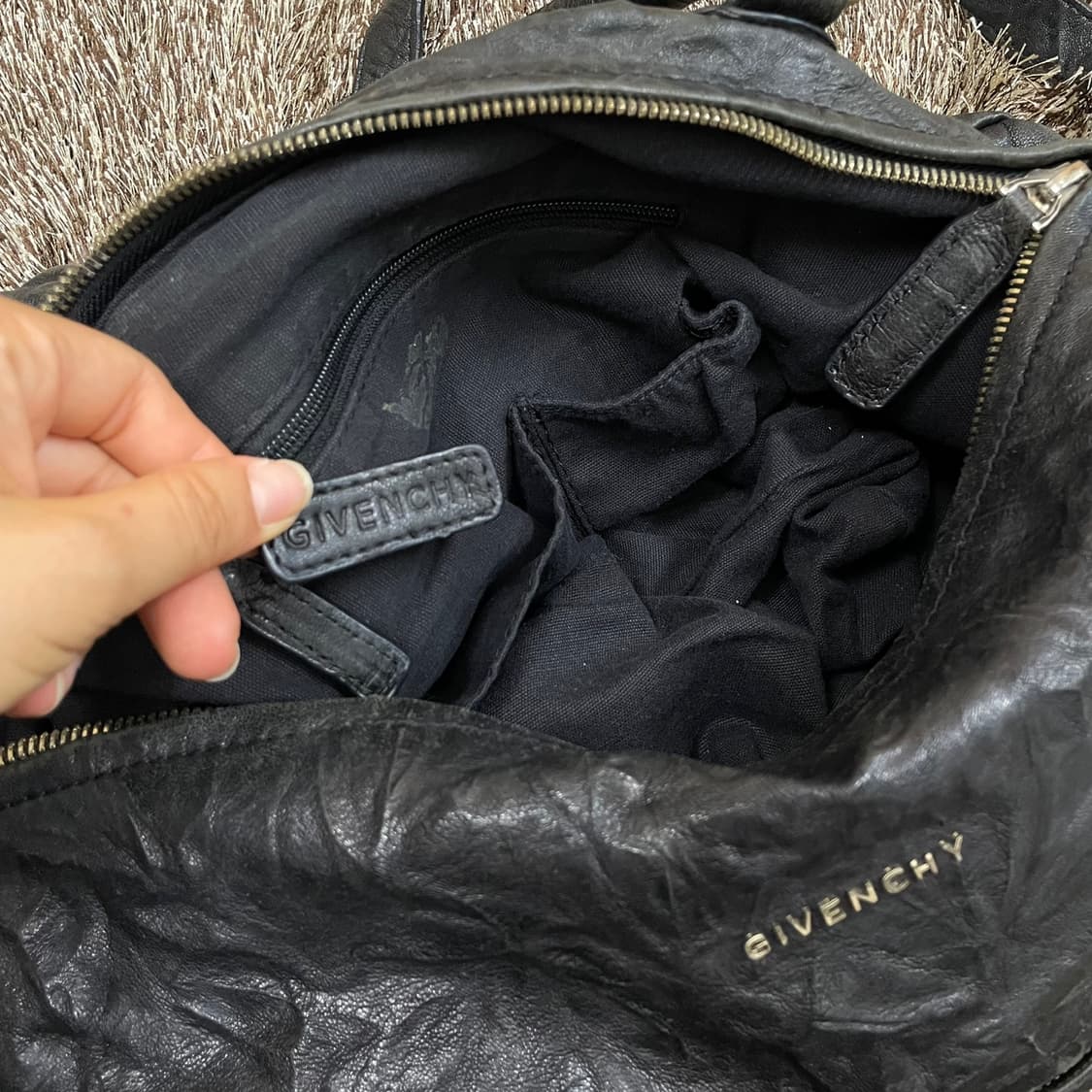 지방시 Givenchy 블랙 판도라백 라지 상품이미지2