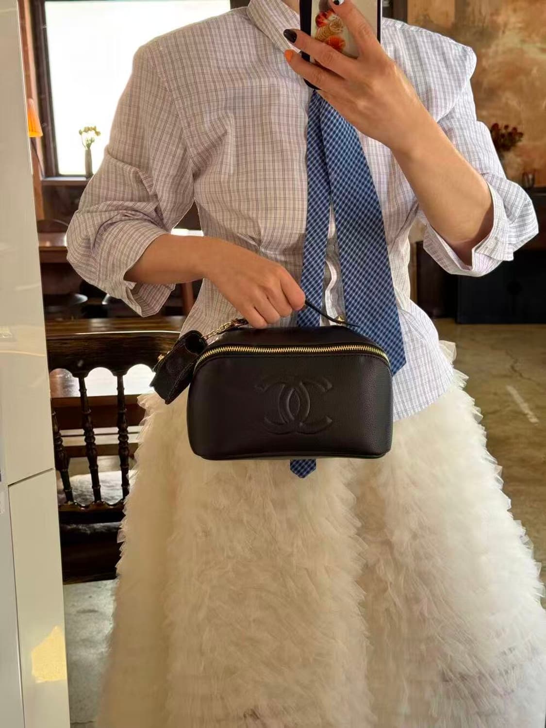 샤넬 블랙 파우치백 상품이미지4