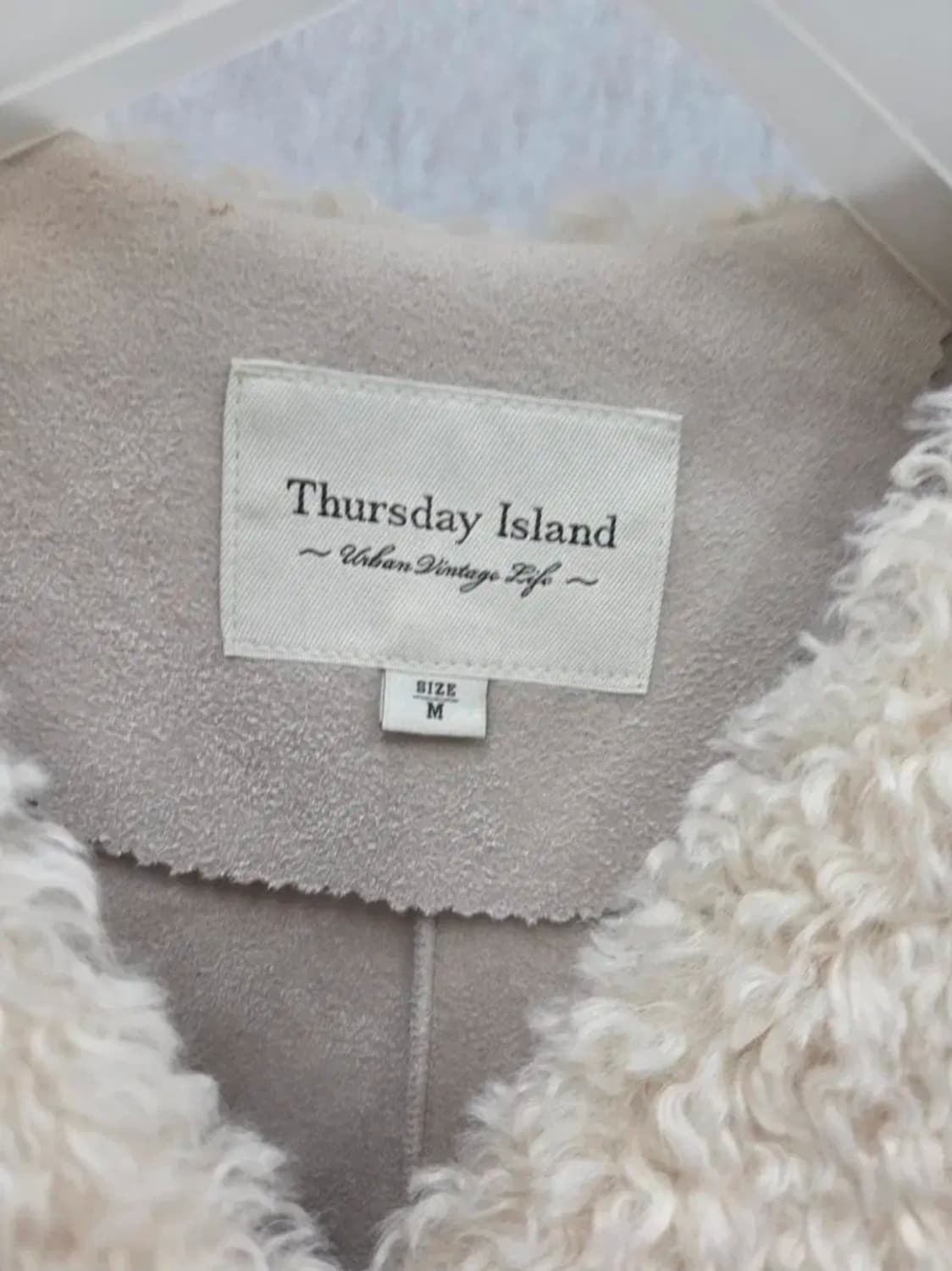 여성 M 써스데이아일랜드 무스탕 자켓 상품이미지6