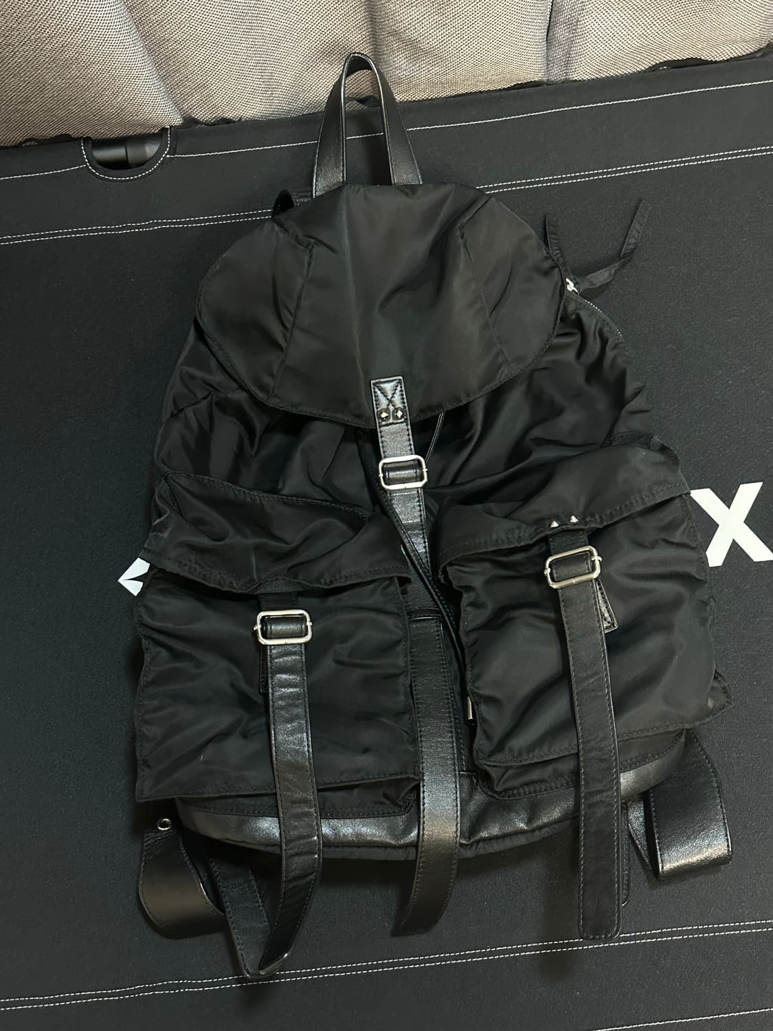 유스 럭색 블랙 상품이미지1