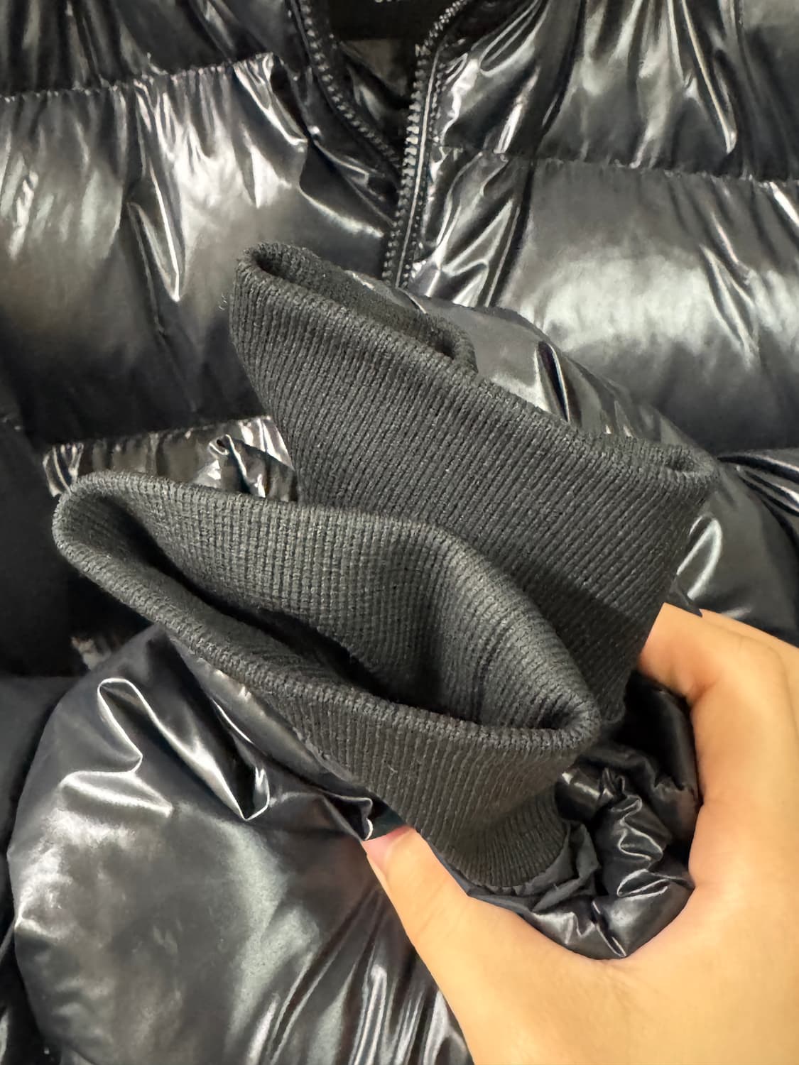 무탠다드 유광 패딩 m 상품이미지3