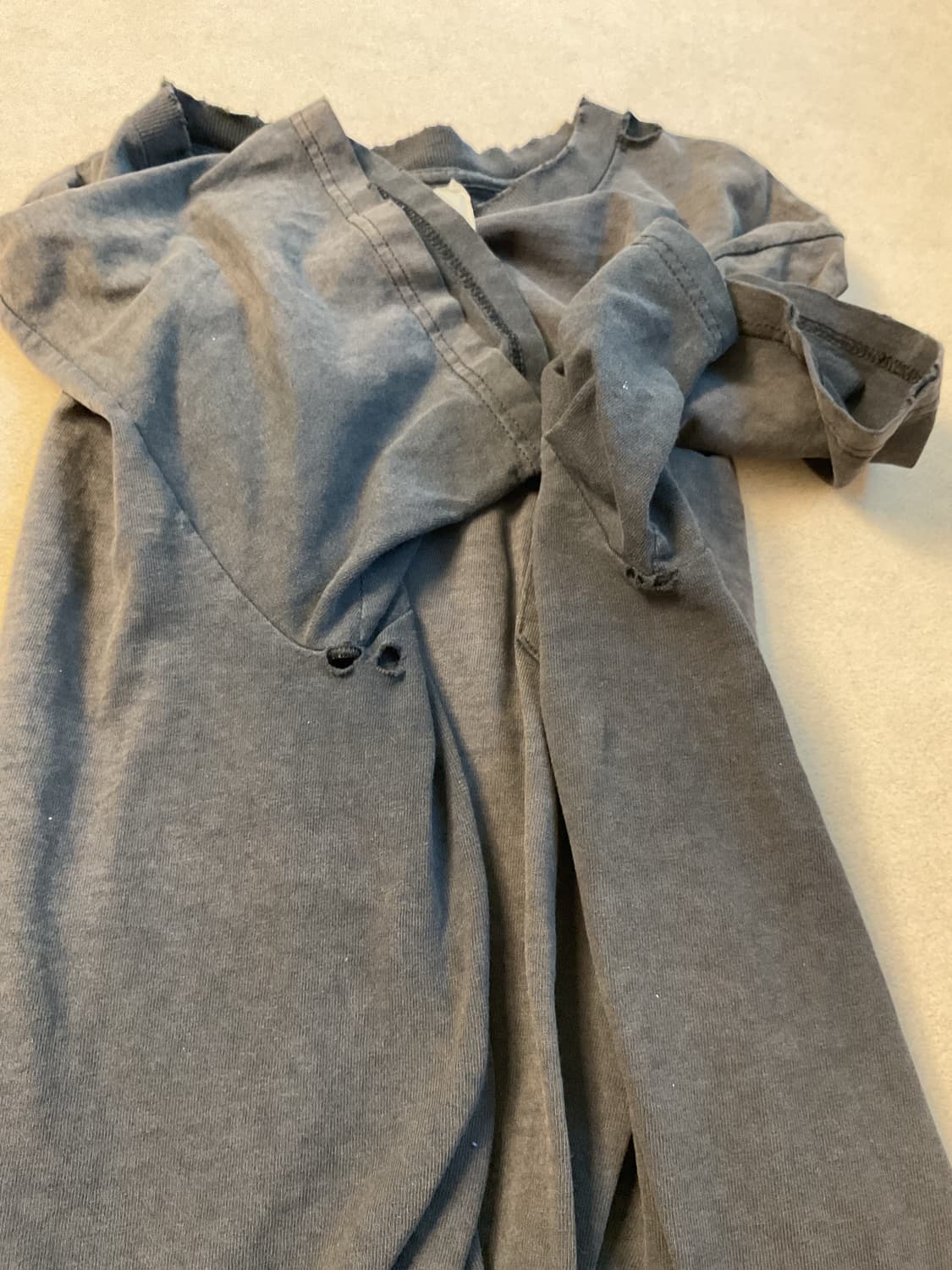 Carhartt distressed sun fadding tee 상품이미지8