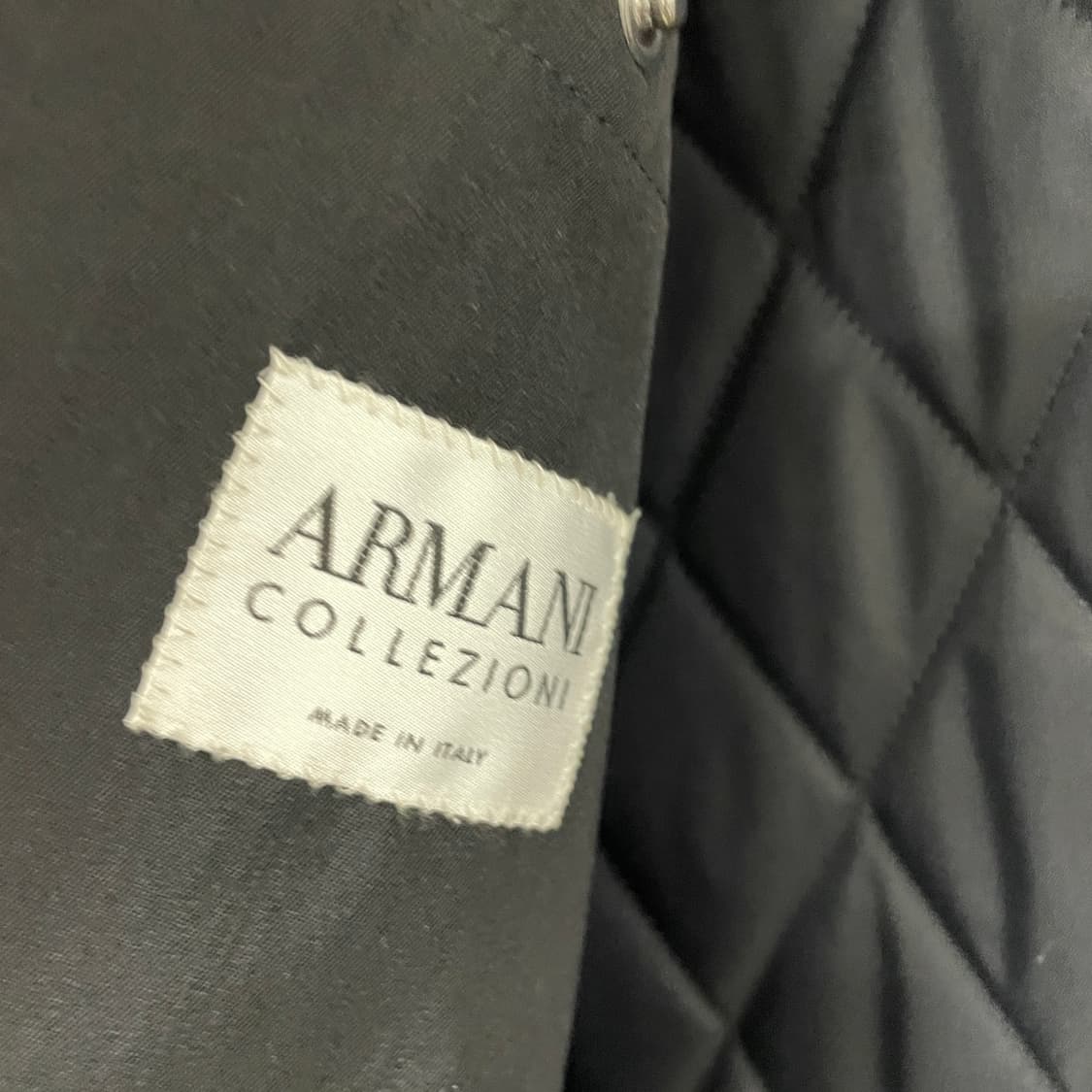 알마니꼴레지오니 누빔 블랙 코트 52 상품이미지5