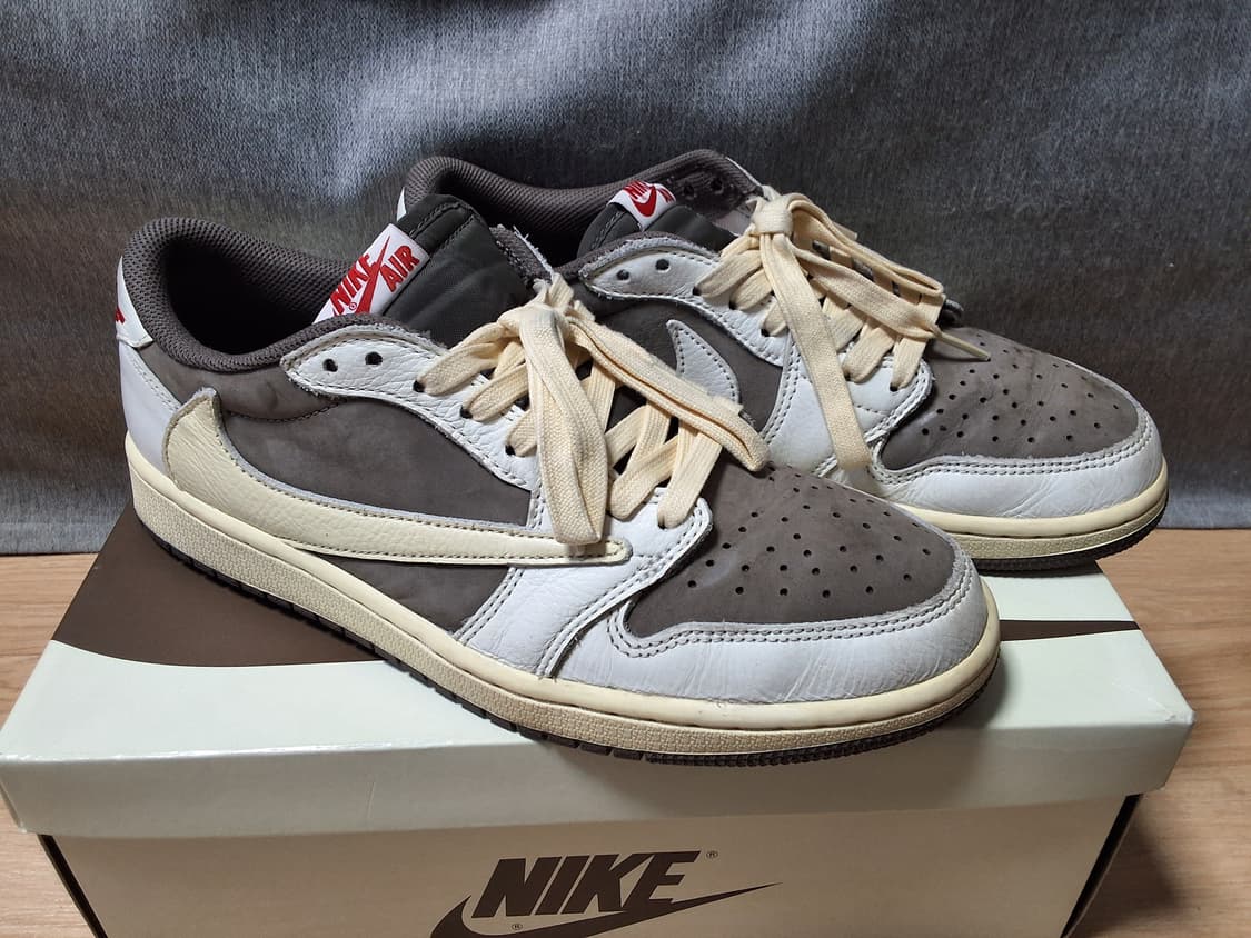 나이키 에어조던1 트래비스 스캇 리버스모카 265 상품이미지2