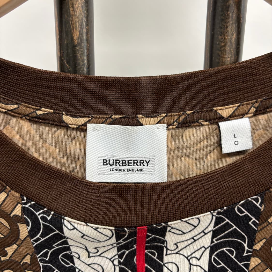 [L]버버리 모노그램 스트라이프 반팔티 상품이미지2