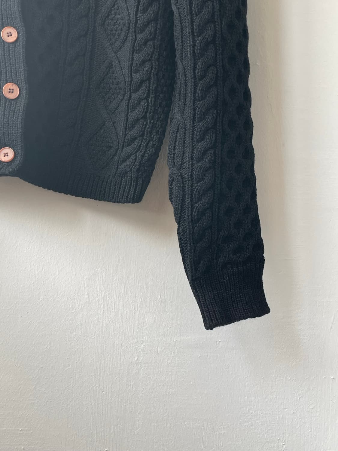 샵오눅(shoponuk) 케이블 가디건 블랙 새상품 상품이미지4