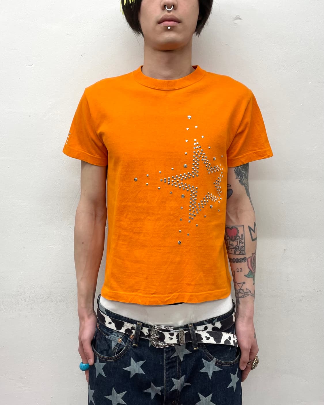 Studded Star Orange T-shirt 상품이미지1