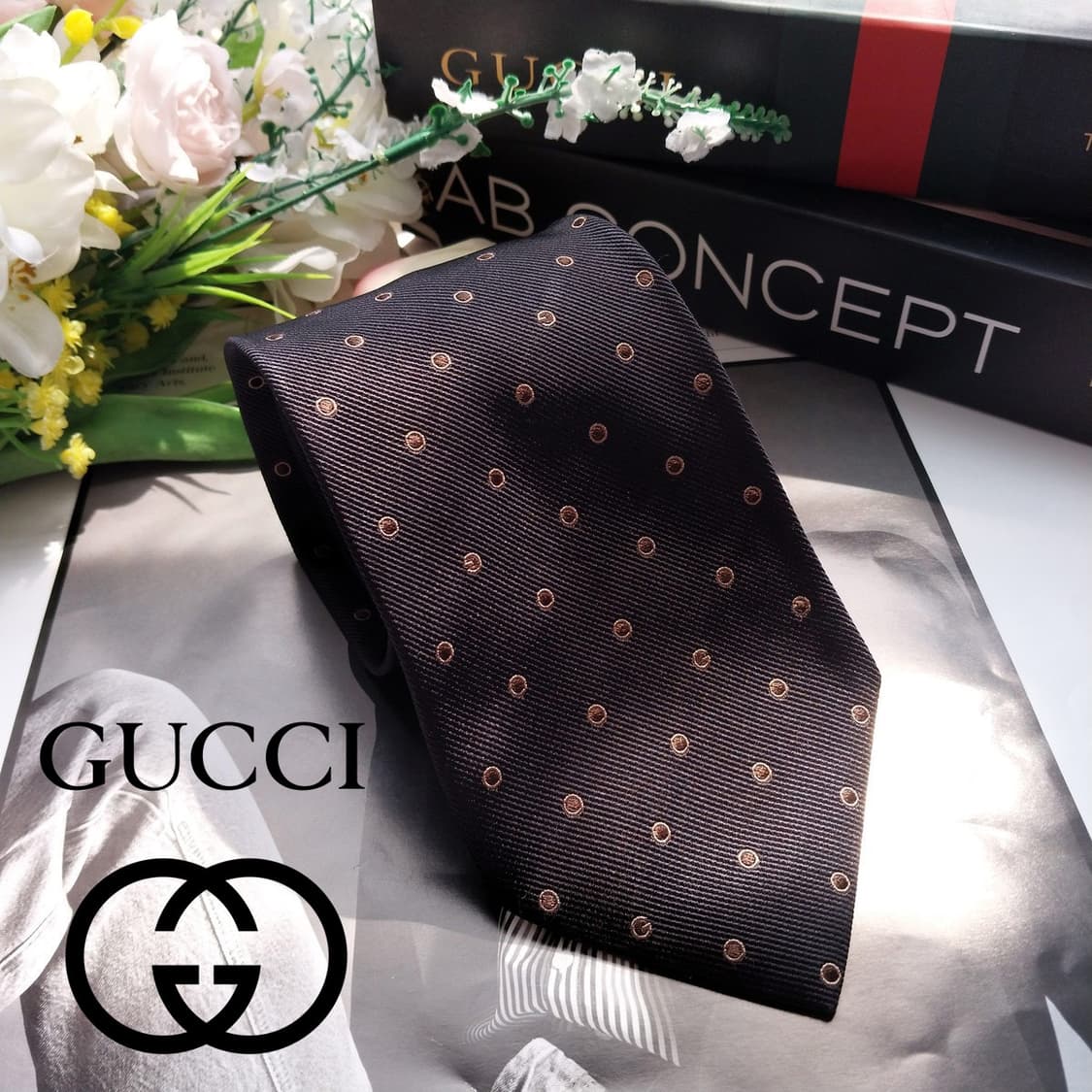 구찌 실크 블랙 GG 도트 넥타이 8.2cm A+등급 K697
 상품이미지1