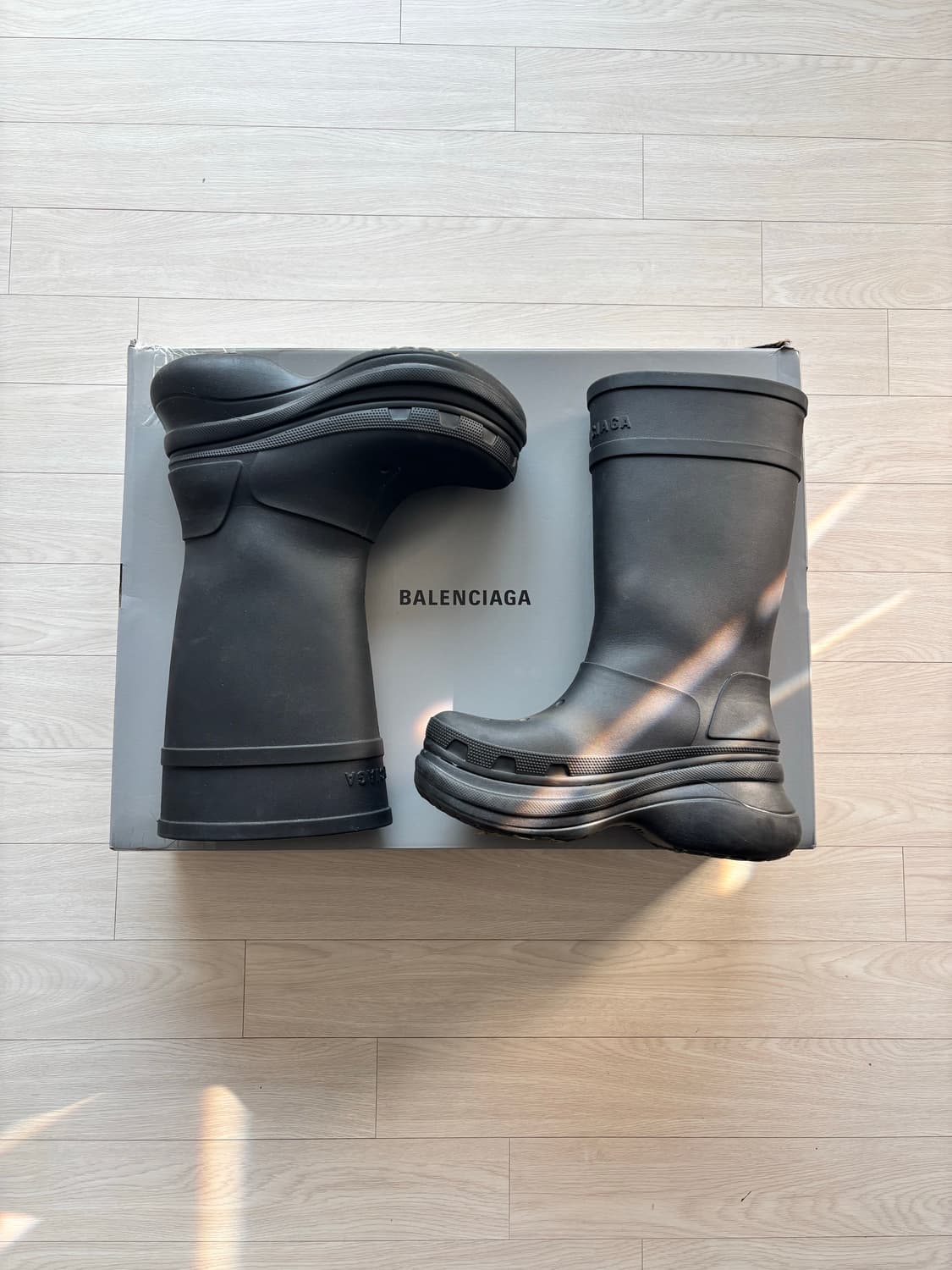 발렌시아가 크록스 부츠 43 블랙 상품이미지1