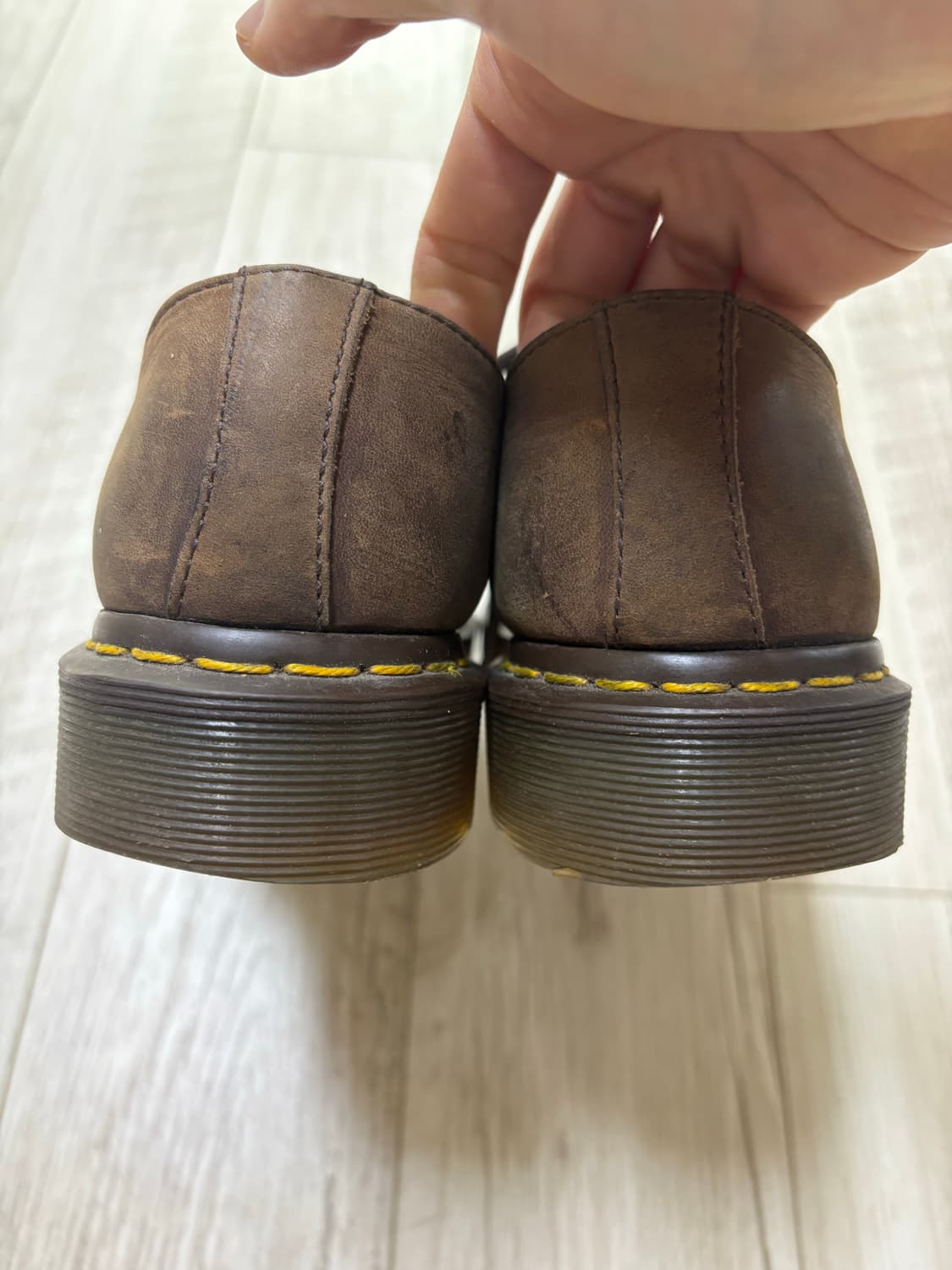 닥터마틴 1461 3홀 크레이지홀스 250 상품이미지5