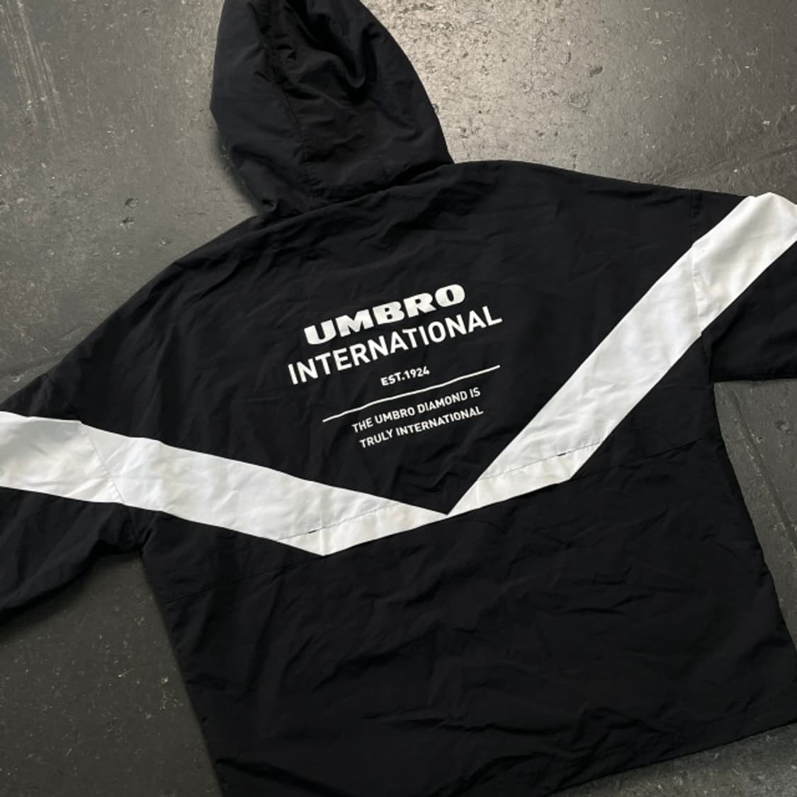 100 엄브로 아노락  상품이미지5