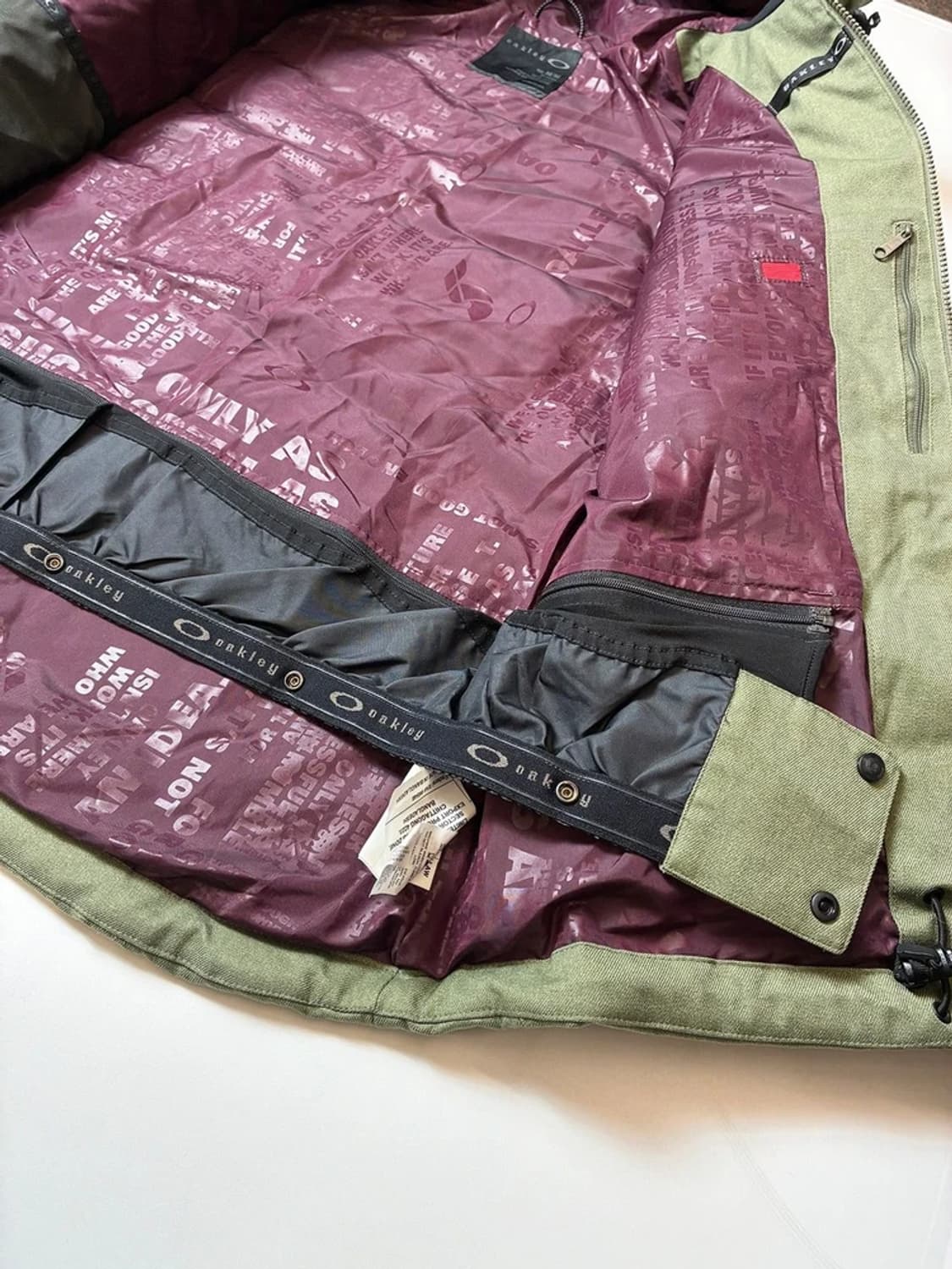 오클리 Oakley 00's 드리프터 다운 패딩 PN8293 상품이미지7