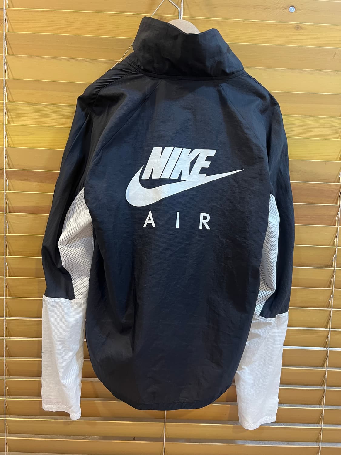 나이키 여성 블랙 바람막이집업점퍼 매쉬집업자켓 상품이미지3