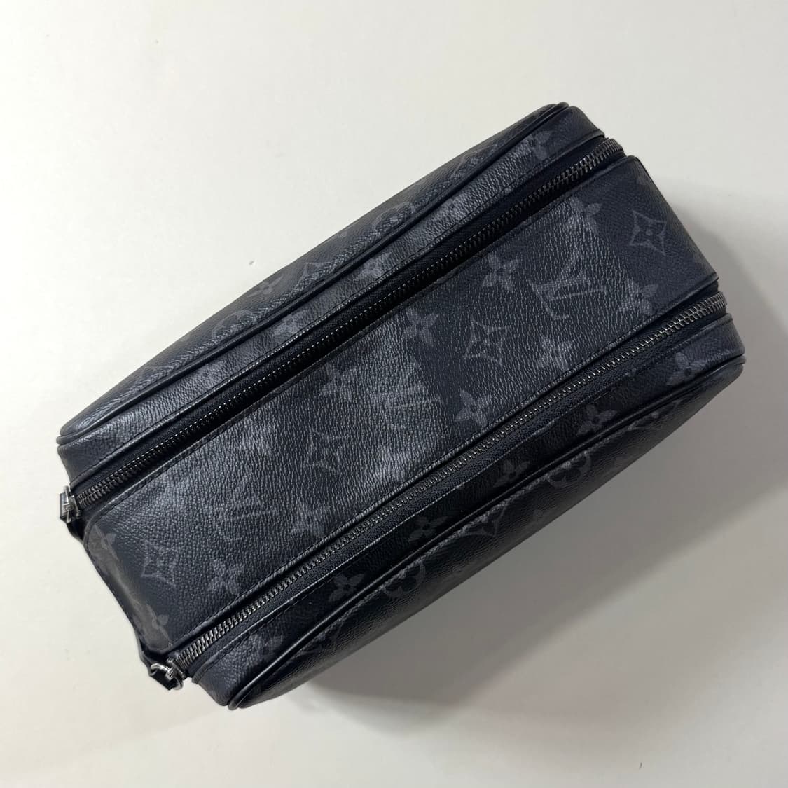 [백화점판/당일출고]루이비통 이클립스 돕키트 클러치 상품이미지6