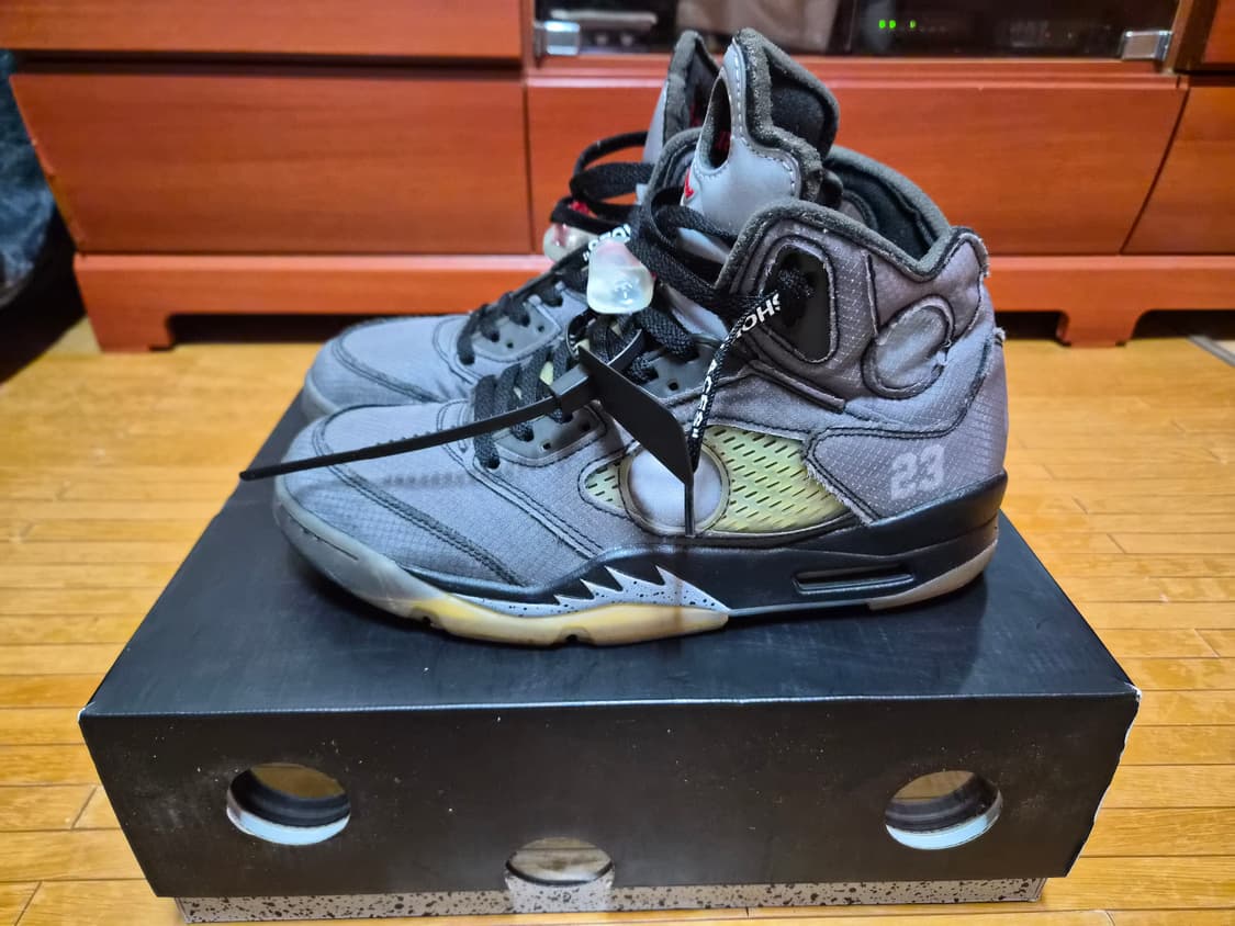 오프화이트 X 조던 5 무슬린 나이키 슈즈 신발 농구화 상품이미지1