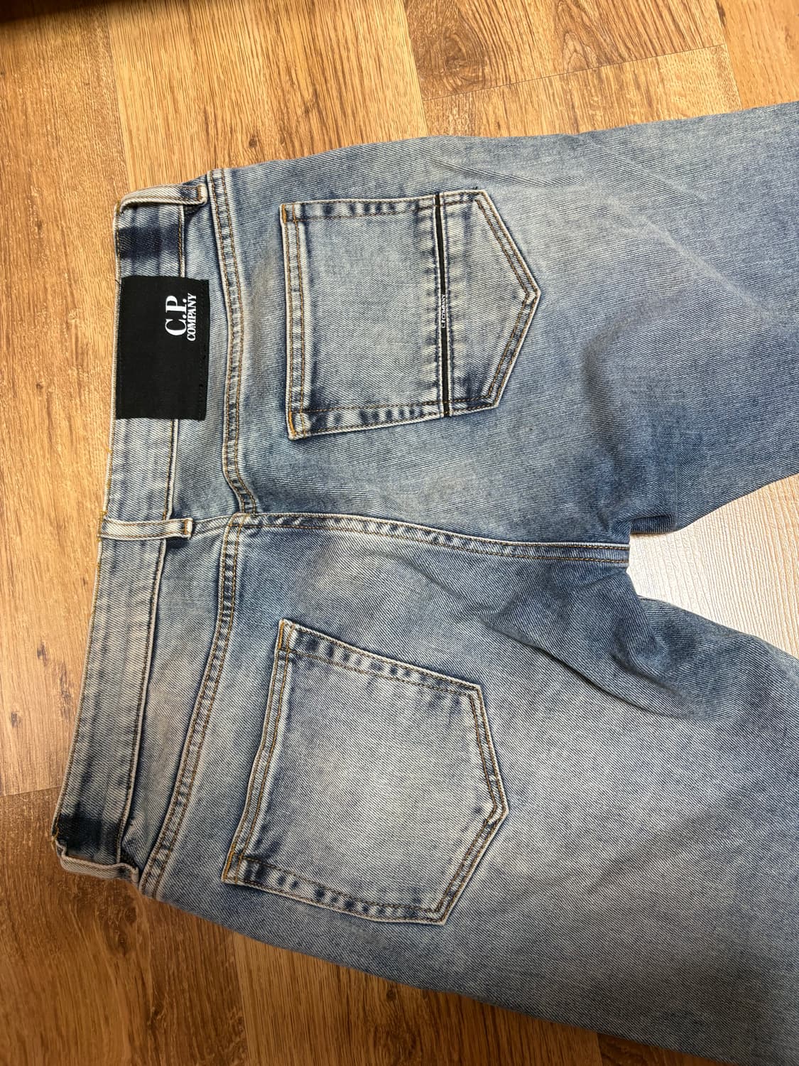 CP 컴퍼니 청바지 상품이미지4
