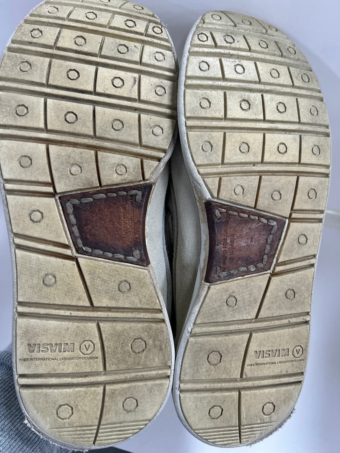 비즈빔 호크니 그레이 스웨이드 보트화 9 상품이미지8