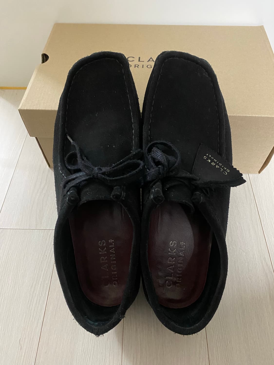 클락스 왈라비 블랙 스웨이드 uk8.5 상품이미지2