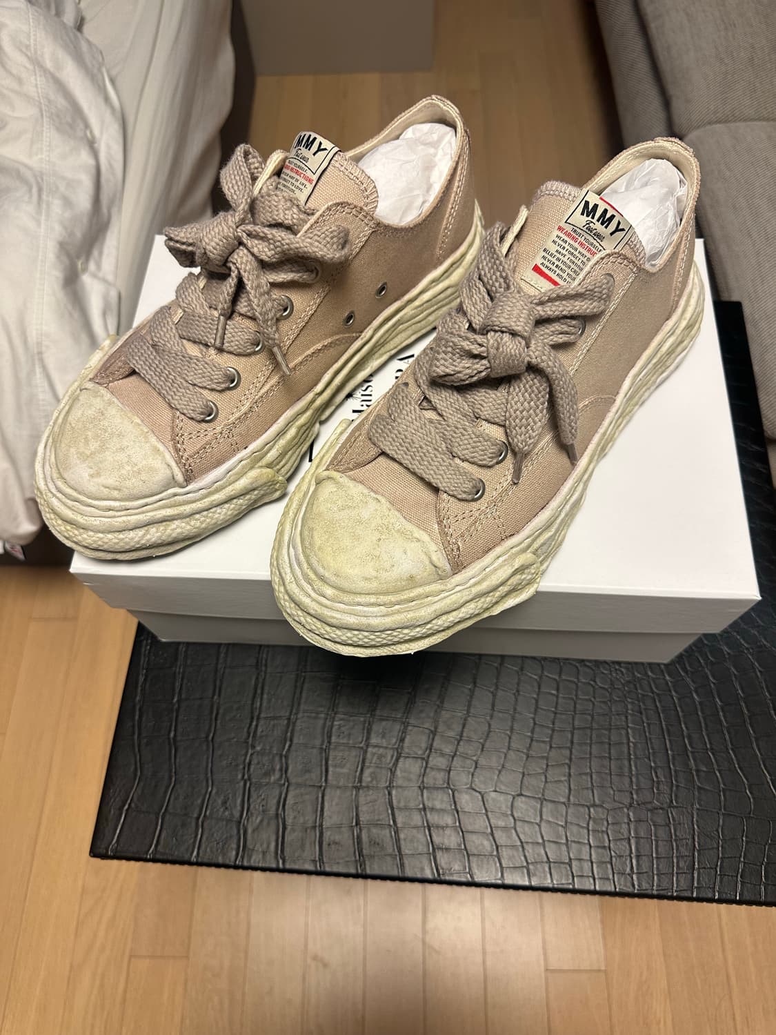 메종 미하라 야스히로 피터슨23 OG 솔 캔버스 로우탑  스니커즈 상품이미지1