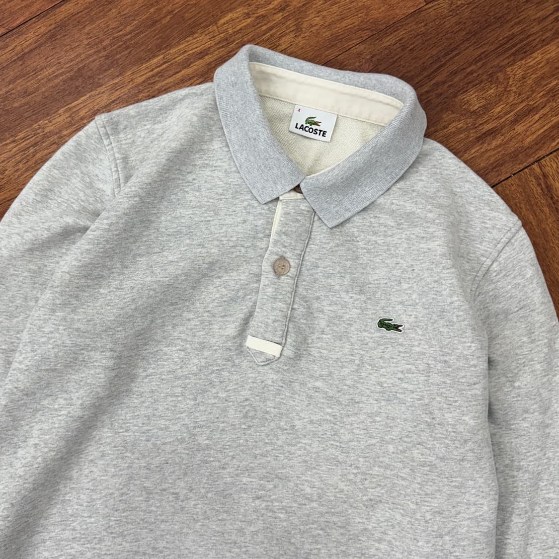. 100 라코스테 그레이 스웻 카라 티셔츠  상품이미지2