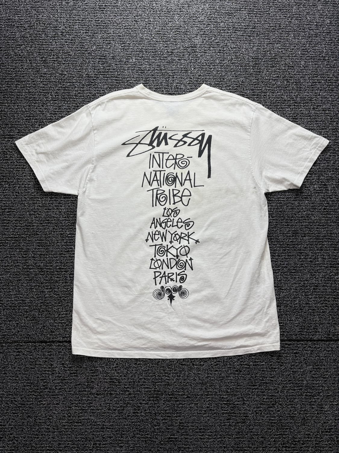 스투시 트라이브 스택 빅로고 박시핏 티셔츠 1437 상품이미지4