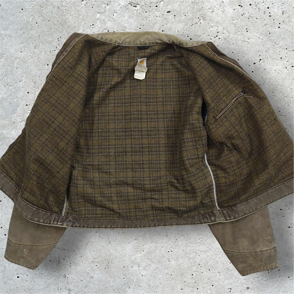 칼하트 자켓 J97 CHT 상품이미지5