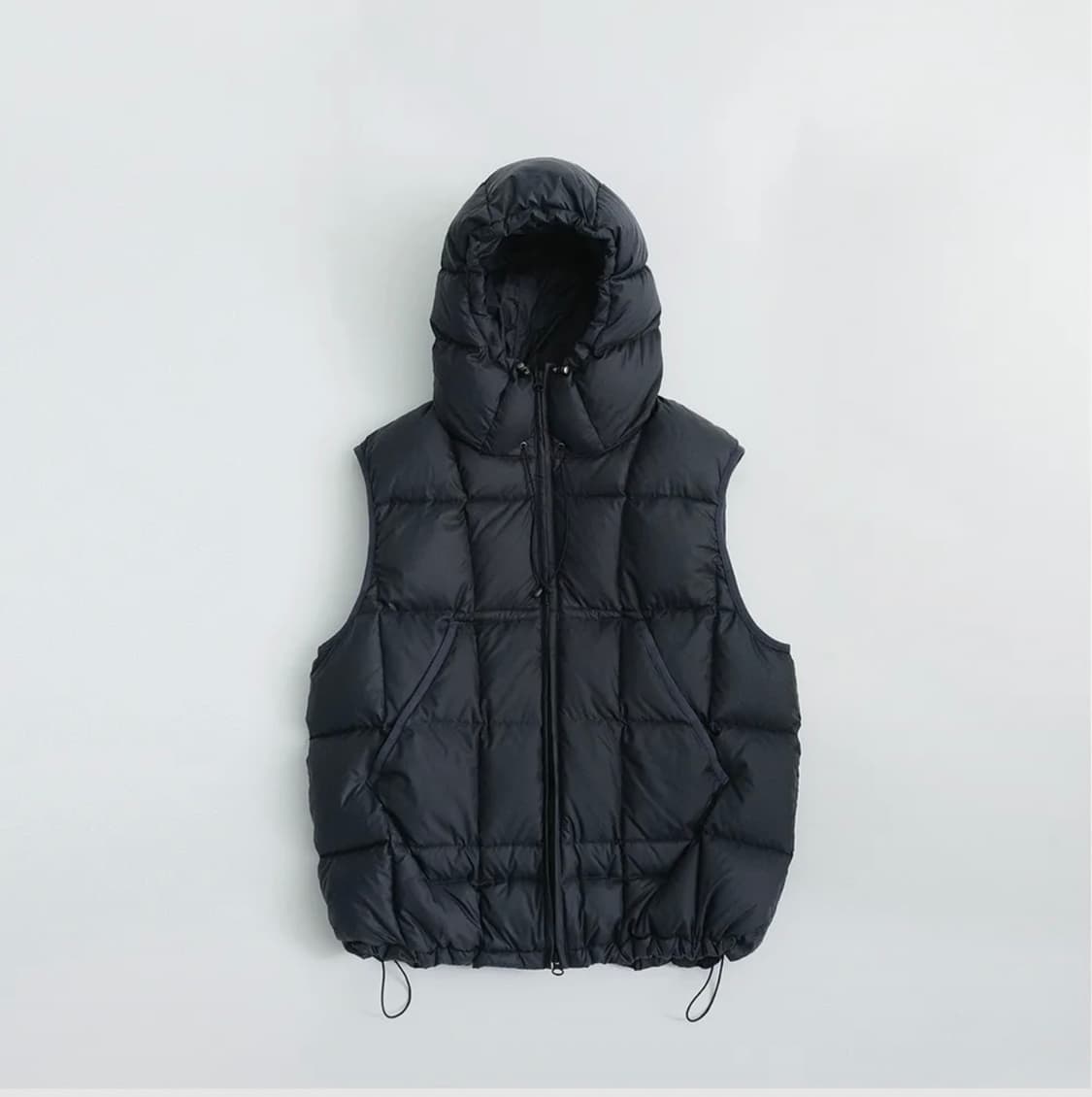 999휴머니티 어드벤처 구스 다운 베스트 (페이디드 네이비) 상품이미지1