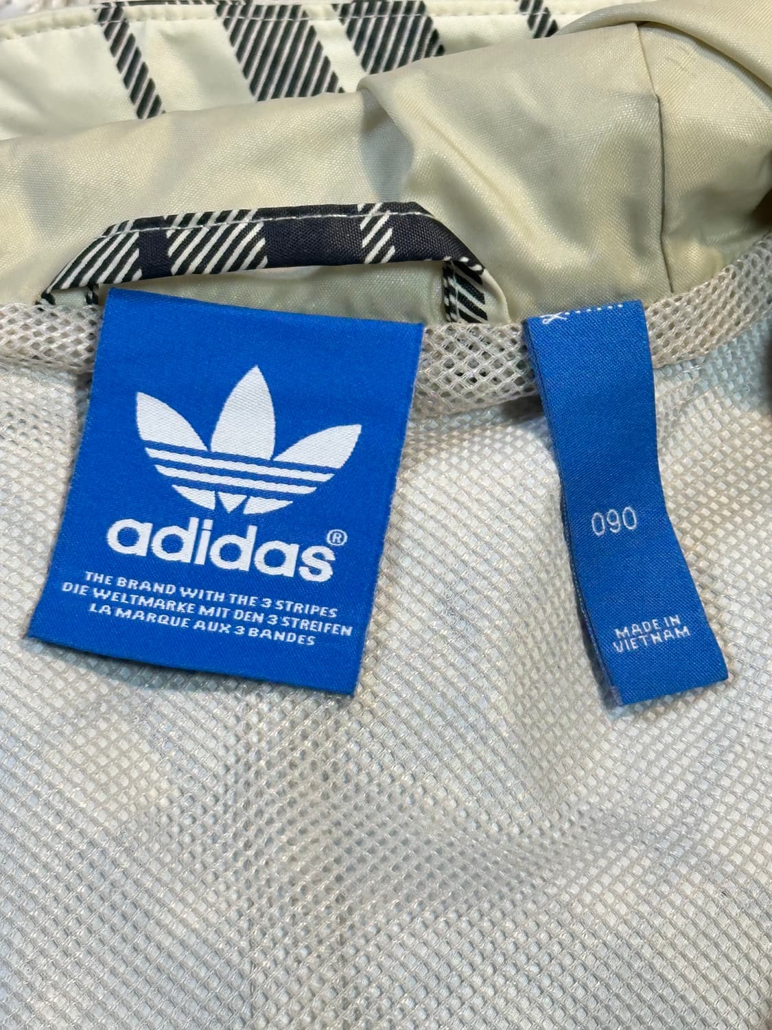 대장급) 아디다스 레알 마드리드 타탄체크 바람막이 자켓 상품이미지7