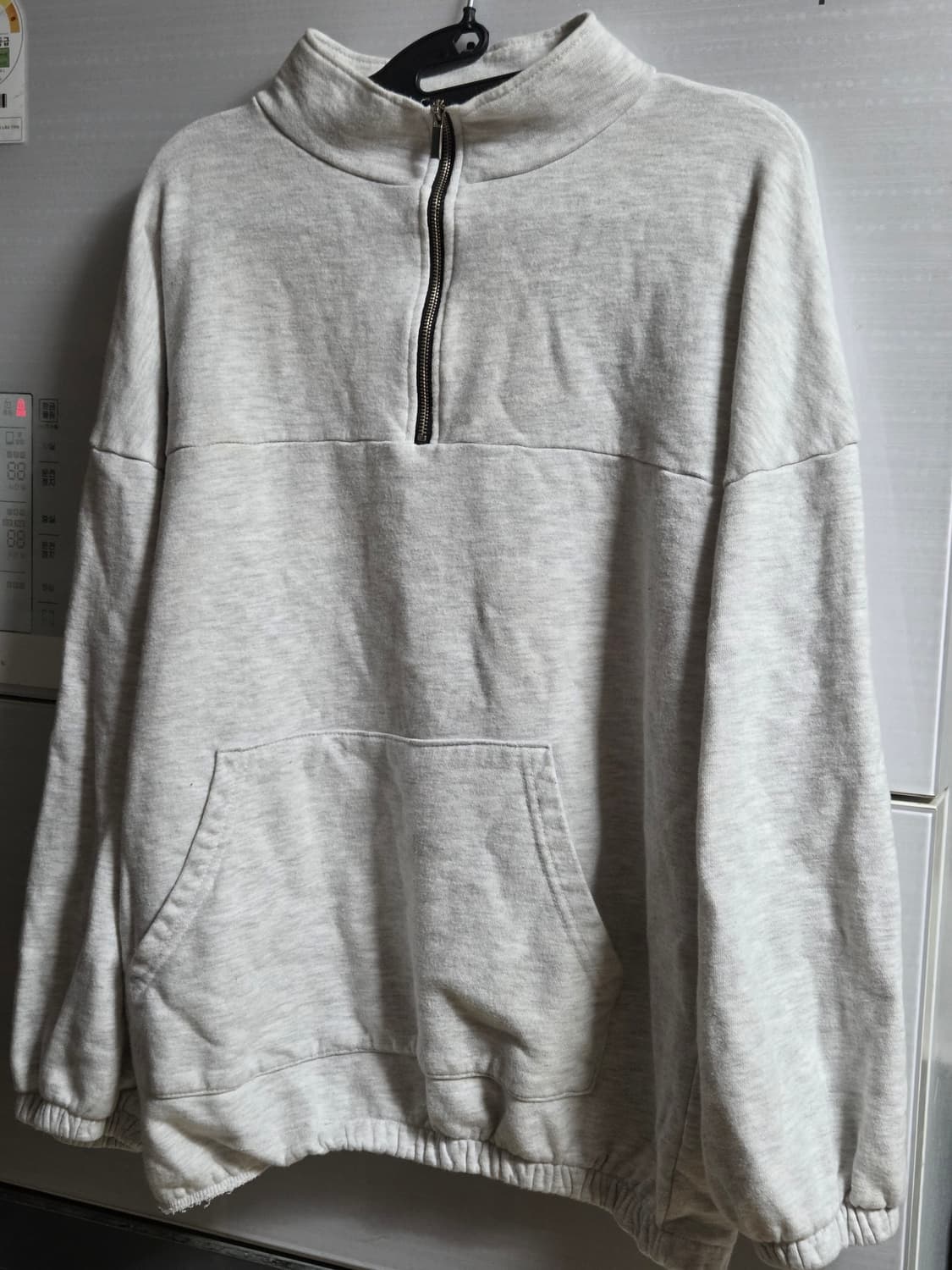 8천원급처! 화이트 멜란지 반집업 맨투맨 상품이미지1