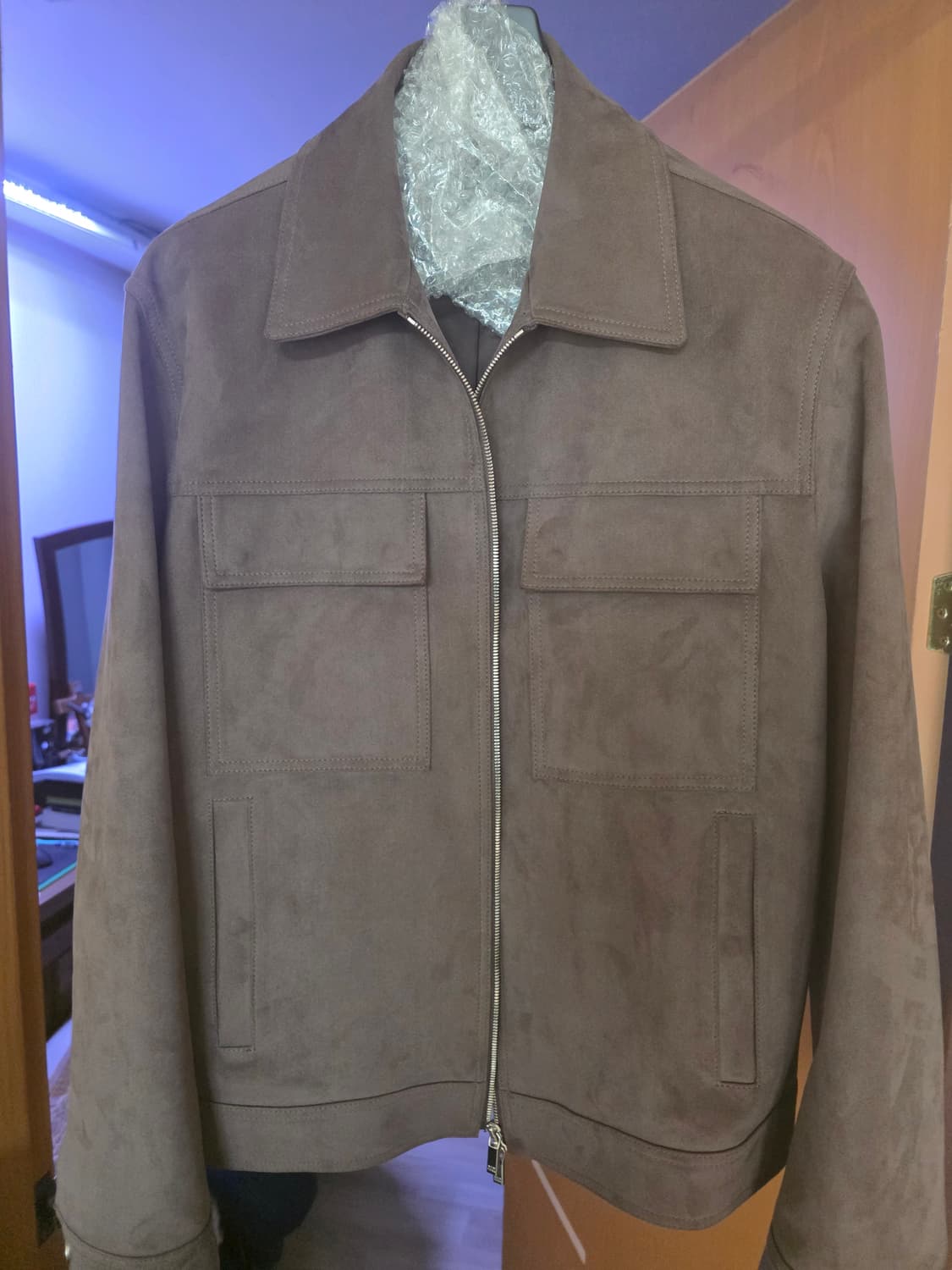 질스튜어트 스웨이드 트러커 팔아요 xl사이즈 상품이미지1