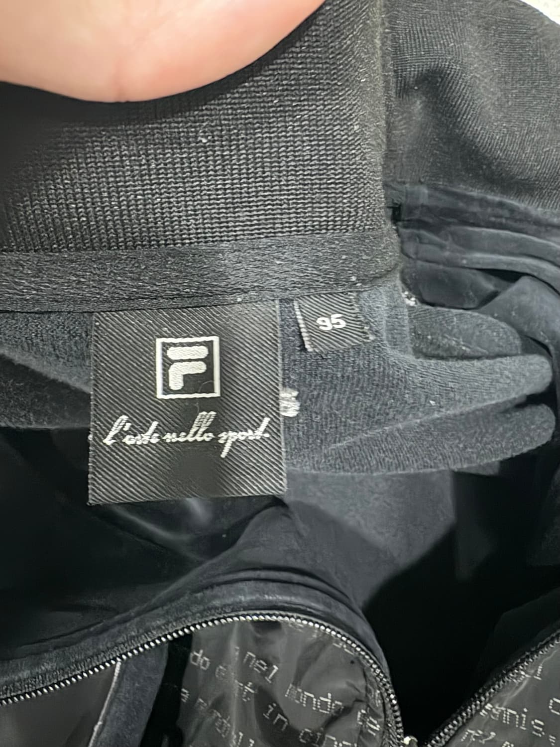 [M] 휠라 벨벳 빈티지 집업 상품이미지5