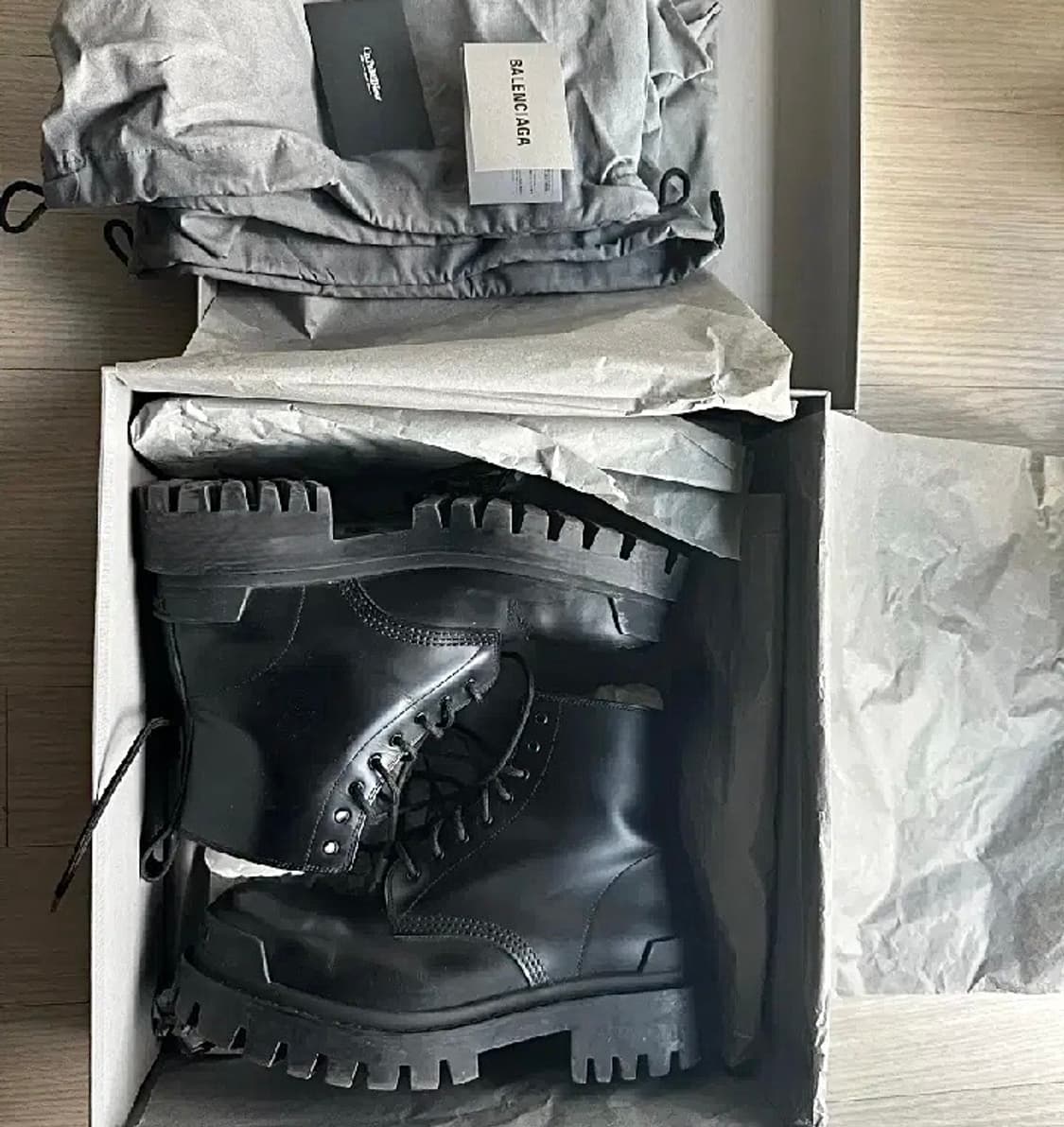 발렌시아가 스트라이크 레이스업 부츠 40 상품이미지1