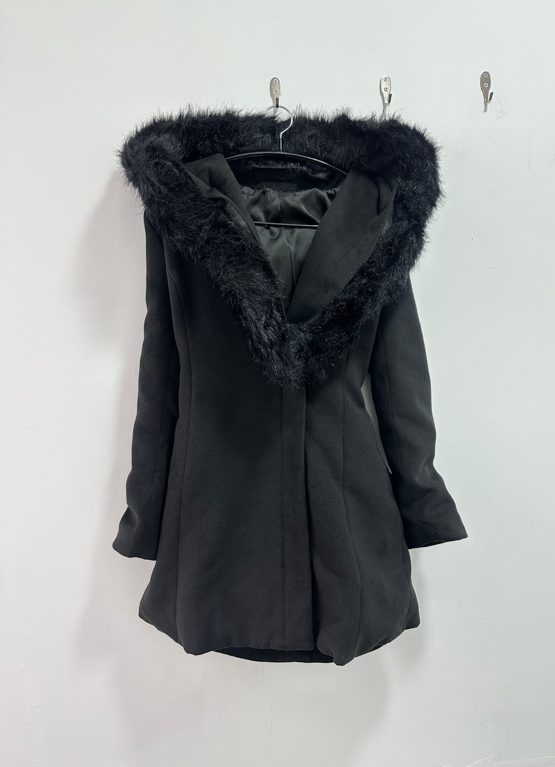 Black fur trimming back ribbon coat 상품이미지4