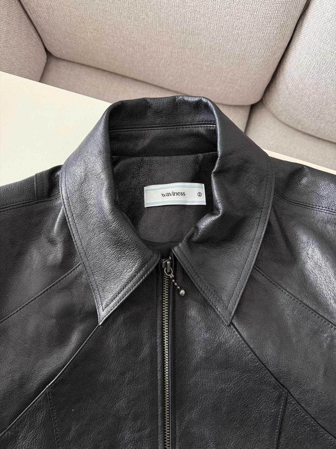 웨이비니스 25fw 프레임 크롭 레더 2사이즈 상품이미지3