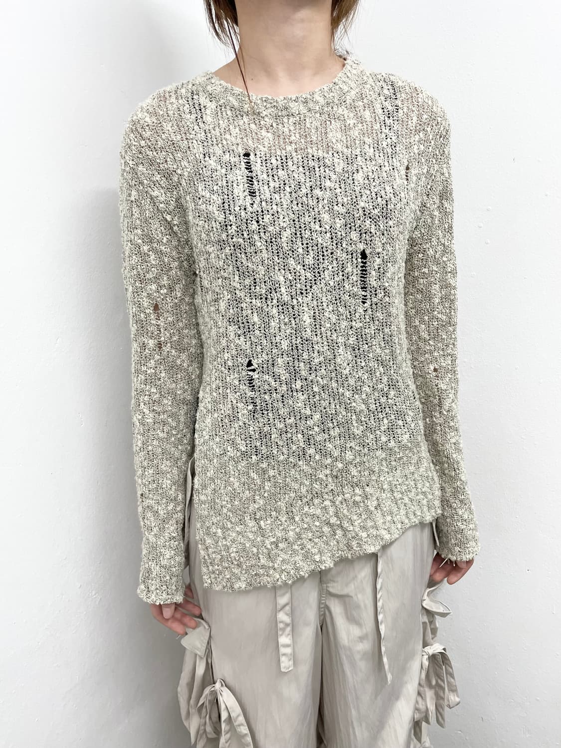 멜란지 데미지 루즈 절개 니트탑 상품이미지5