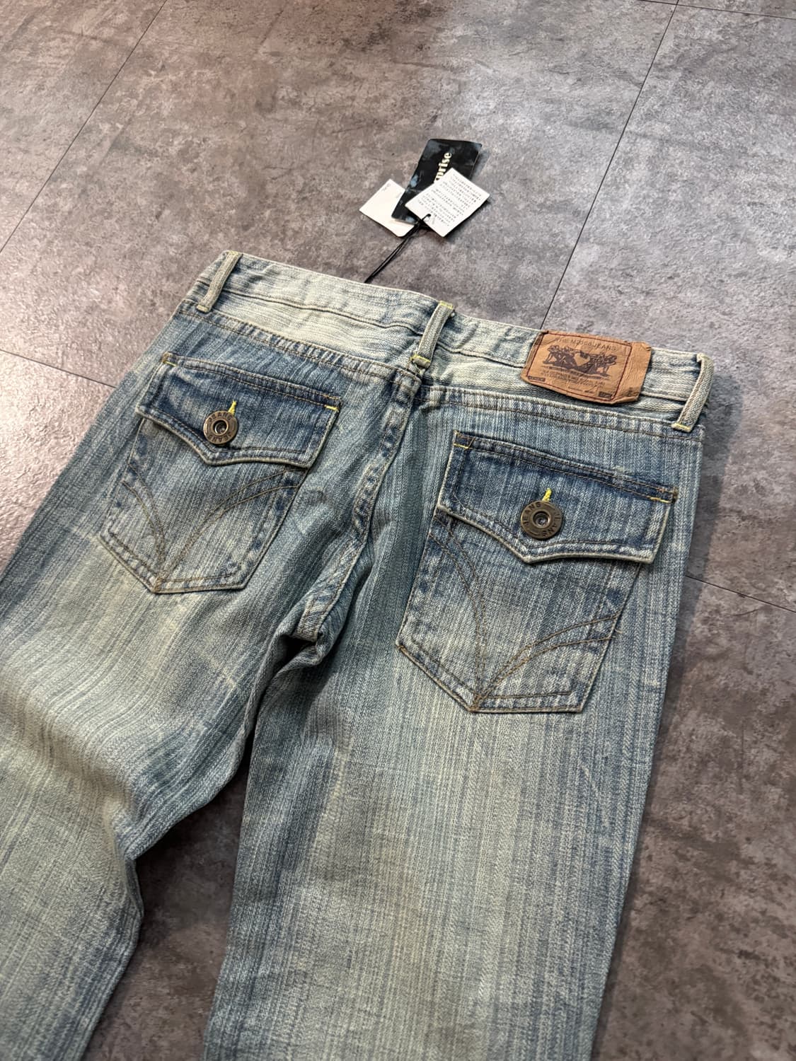 (미사용) 디스트로이드 부츠 컷 데님 상품이미지4