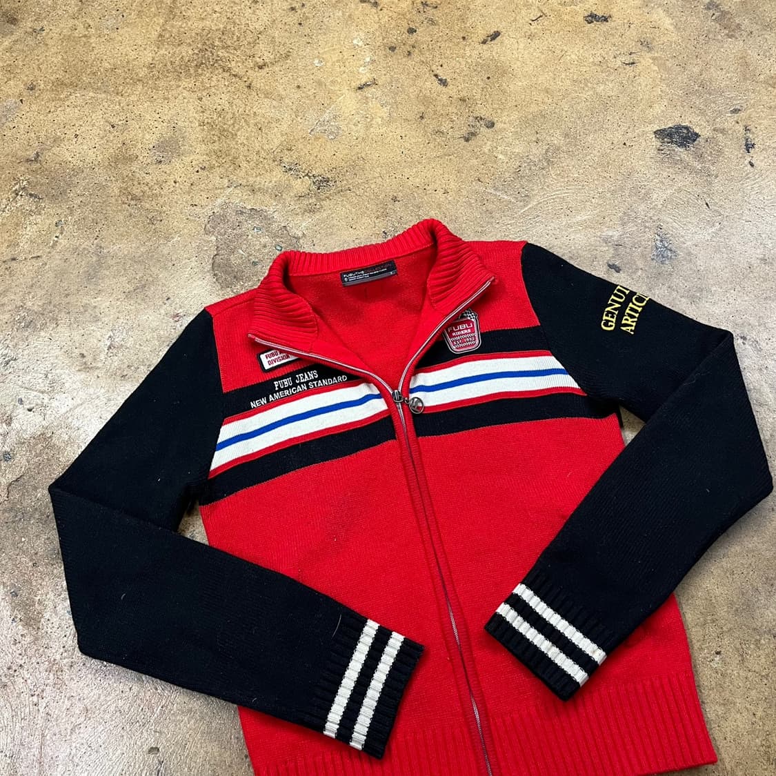 후부 레드 블랙 니트 집업  상품이미지1