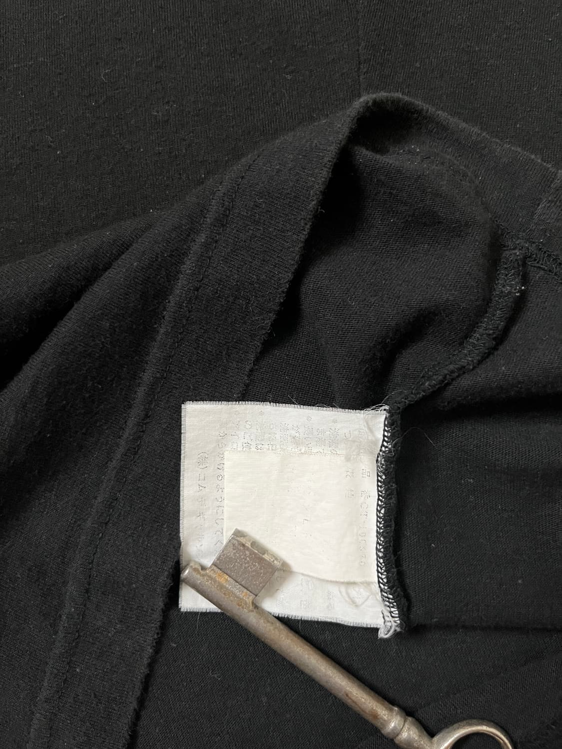 90s 꼼데가르송 비대칭 다트 티셔츠 comme des garcons 상품이미지10
