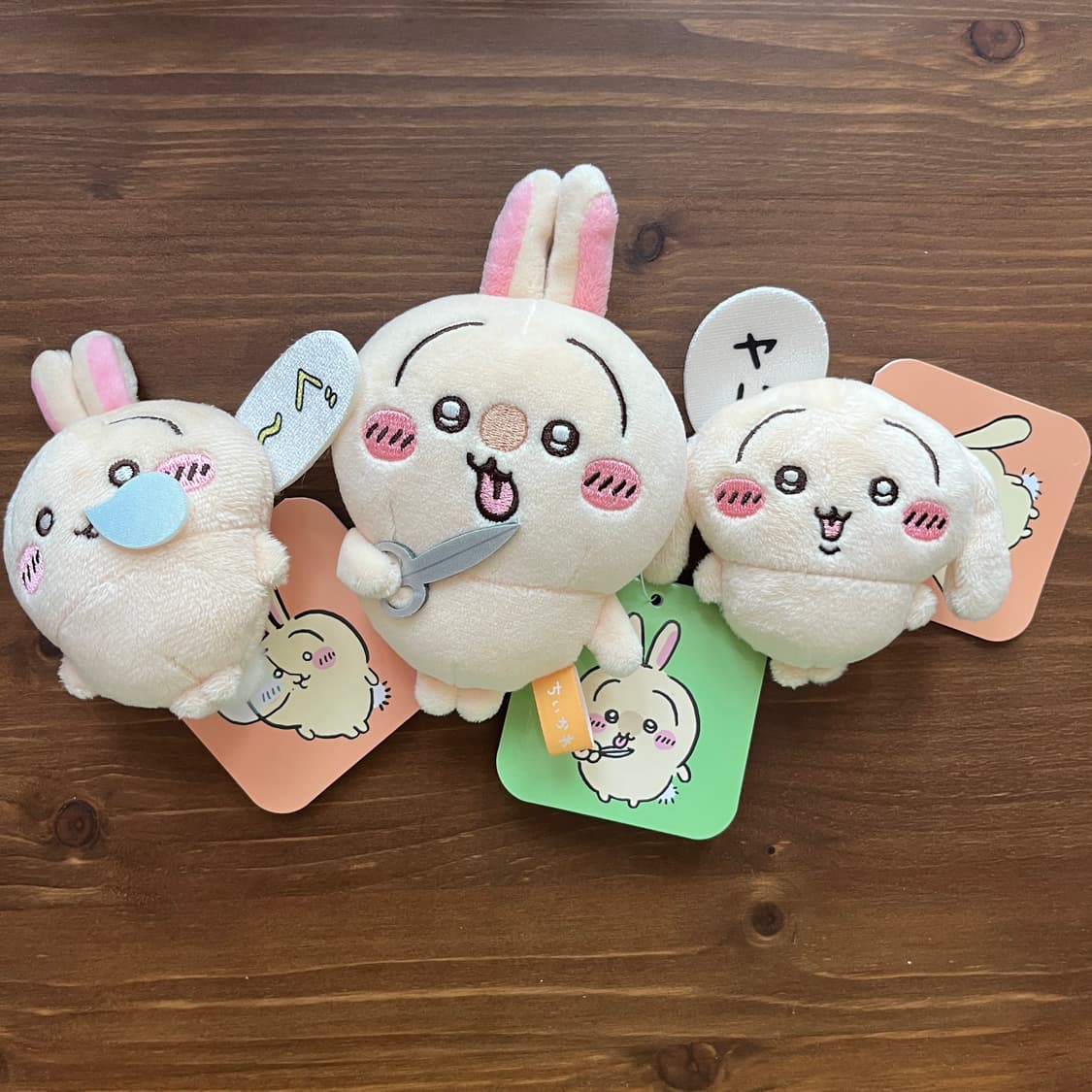 치이카와 먼작귀 우사기 투성이 쿠지 가위 마스코트 인형 뱃지 상품이미지1