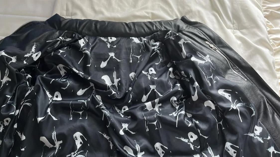 떠그클럽 레더패딩 초판 2사이즈  상품이미지5