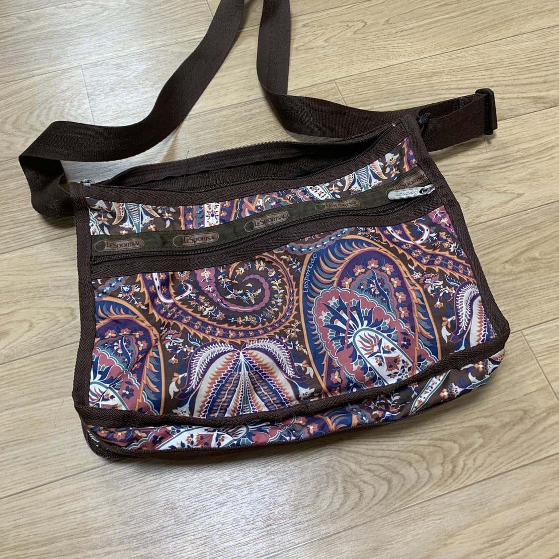 Lesportsac 레스포삭 패턴 크로스백 상품이미지2